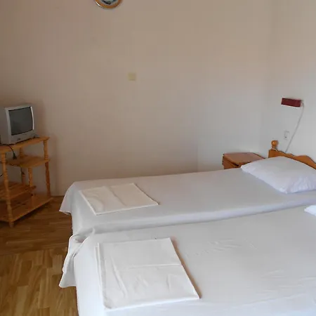 Guest house Nelly 3*